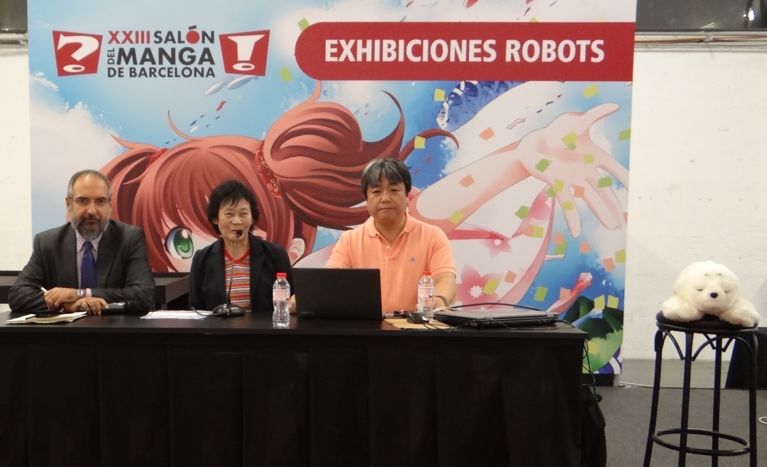 CCT-2017-11-03-Conferencia "Perspectivas de futuro y funciones de los robots en la sociedad actual. El caso del robot NUKA" a cargo del Dr. Takanori Shibata (solo audio)