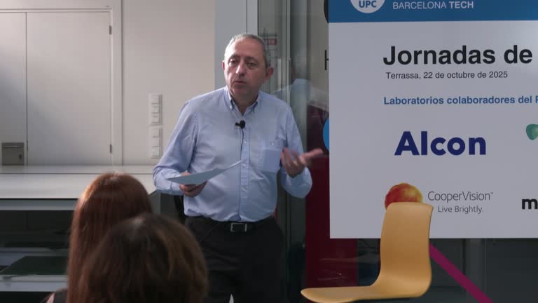 Presentación del proyecto "Abandono Zero" en el uso de lentes de contacto