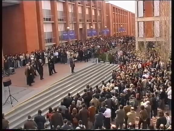 Concentració al campus nord de la UPC en record de les víctimes de l'11M, amb discurs del rector Josep Ferrer Llop